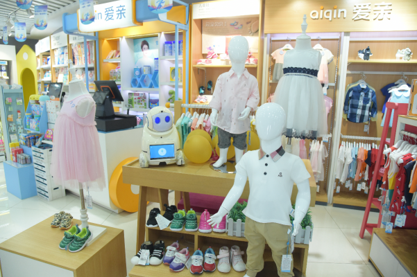 爱亲母婴店 以服务为引擎，驱动业绩增长
